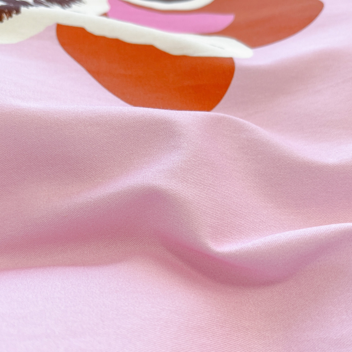 91家纺网 家纺一手货源 找家纺 暮思家居 2026新款正版授权三丽鸥大版全棉纯棉数码印花纯棉四件套系列-第二批(专版花型) 大版-豹纹凯蒂猫