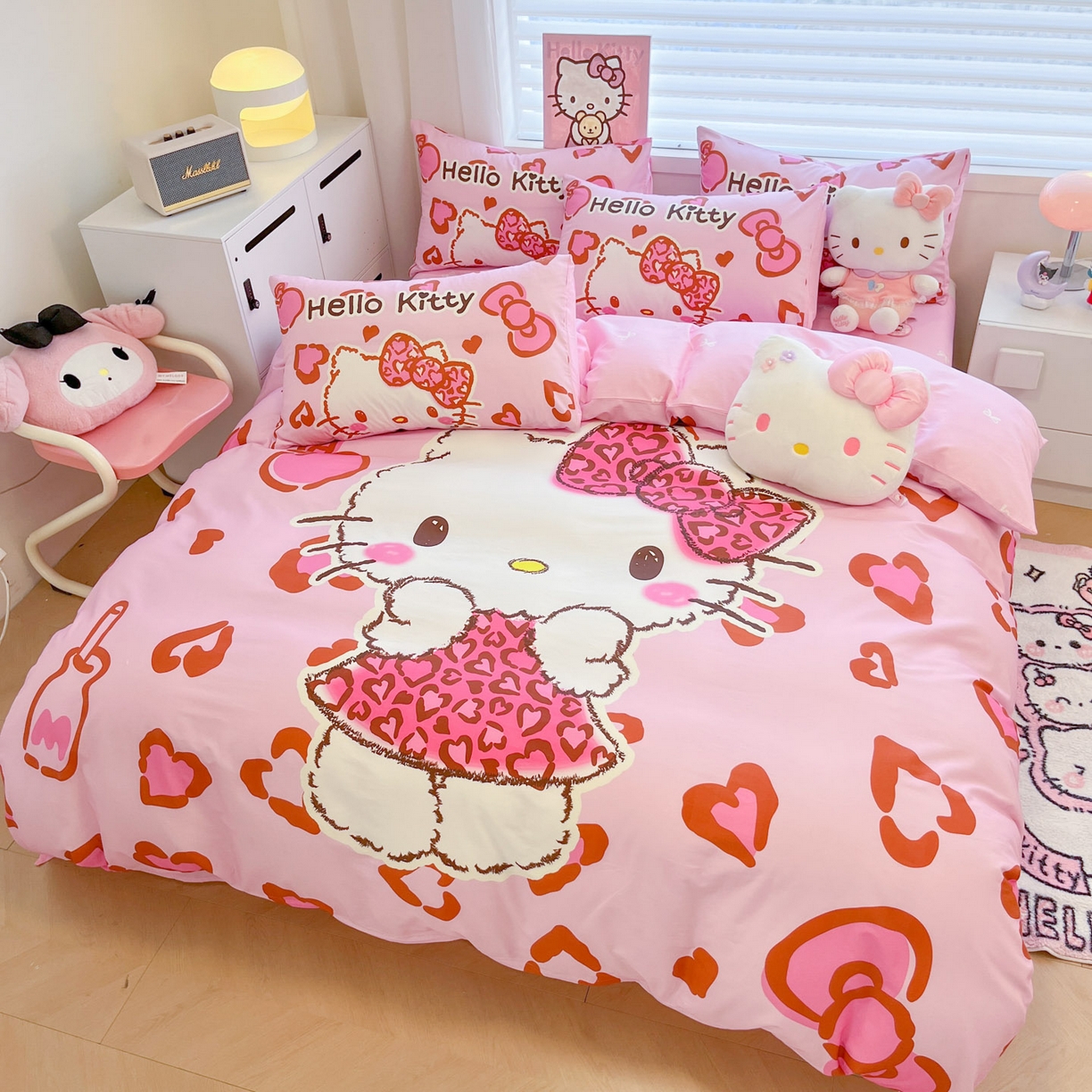 91家纺网 家纺一手货源 找家纺 暮思家居 2026新款正版授权三丽鸥大版全棉纯棉数码印花纯棉四件套系列-第二批(专版花型) 大版-豹纹凯蒂猫