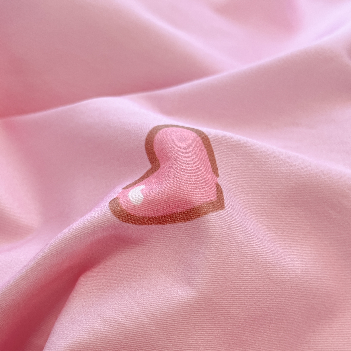 91家纺网 家纺一手货源 找家纺 暮思家居 2026新款正版授权三丽鸥大版全棉纯棉数码印花纯棉四件套系列-第二批(专版花型) 大版-蝴蝶结KT