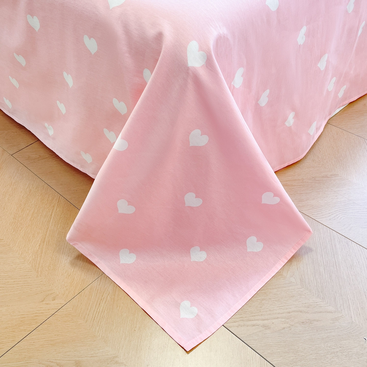 91家纺网 家纺一手货源 找家纺 暮思家居 2026新款正版授权三丽鸥大版全棉纯棉数码印花纯棉四件套系列-第二批(专版花型) 大版-礼物KT