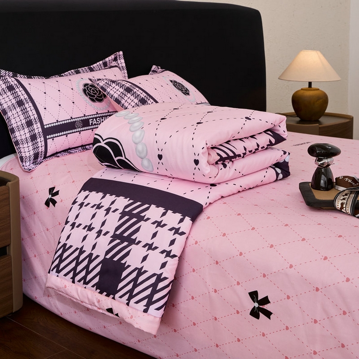 91家纺网 家纺一手货源 找家纺 （总）宝薇 2026新款潮牌轻奢风大版夏被夏凉被空调被