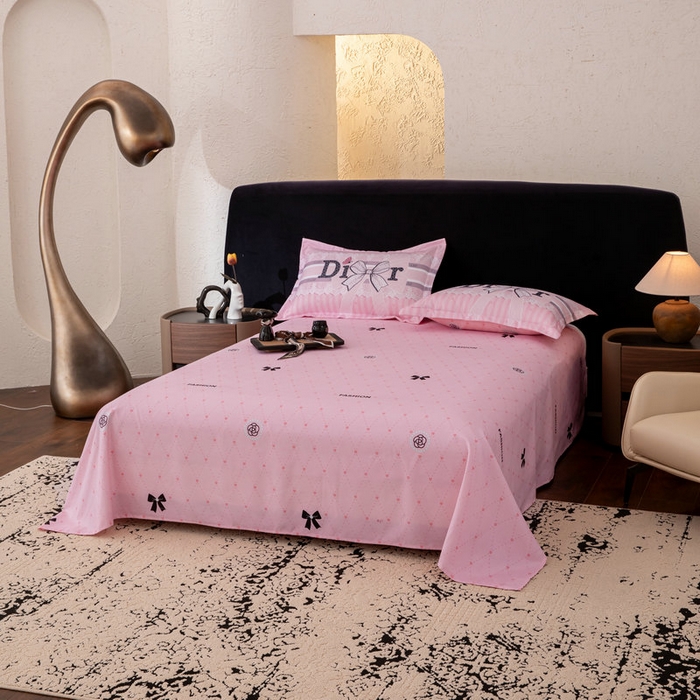 91家纺网 家纺一手货源 找家纺 宝薇 2026新款潮牌轻奢风大版夏被夏凉被空调被 迪小姐