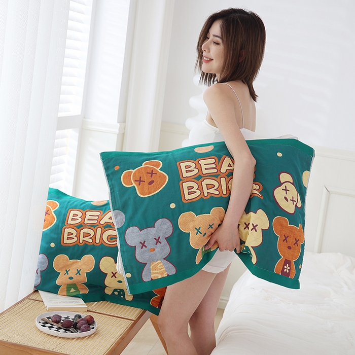 91家纺网 家纺一手货源 找家纺 朴尔家纺-毛巾被 2026新款色织定位提花纯棉四层纱布枕巾 百变熊仔-绿