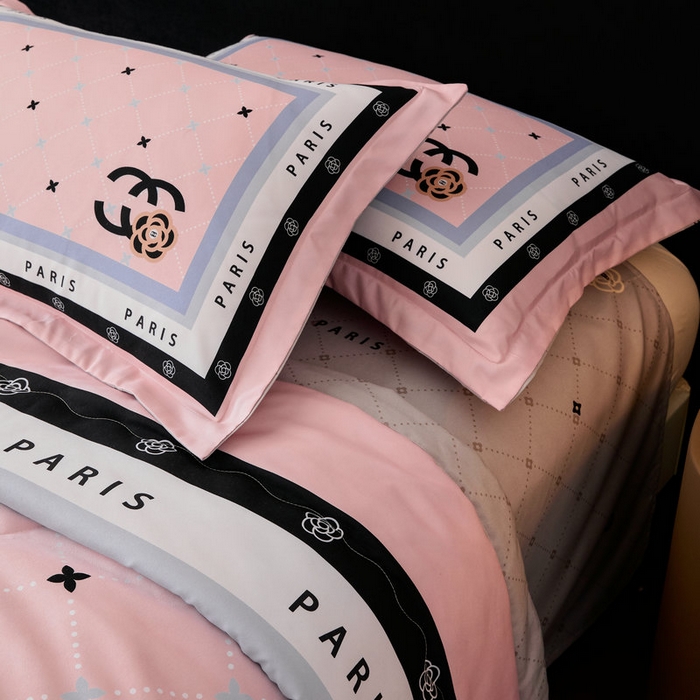 91家纺网 家纺一手货源 找家纺 宝薇 2026新款潮牌轻奢风大版夏被夏凉被空调被 浪漫香氛