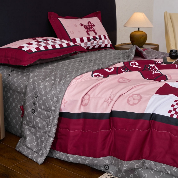 91家纺网 家纺一手货源 找家纺 宝薇 2026新款潮牌轻奢风大版夏被夏凉被空调被 马上好运