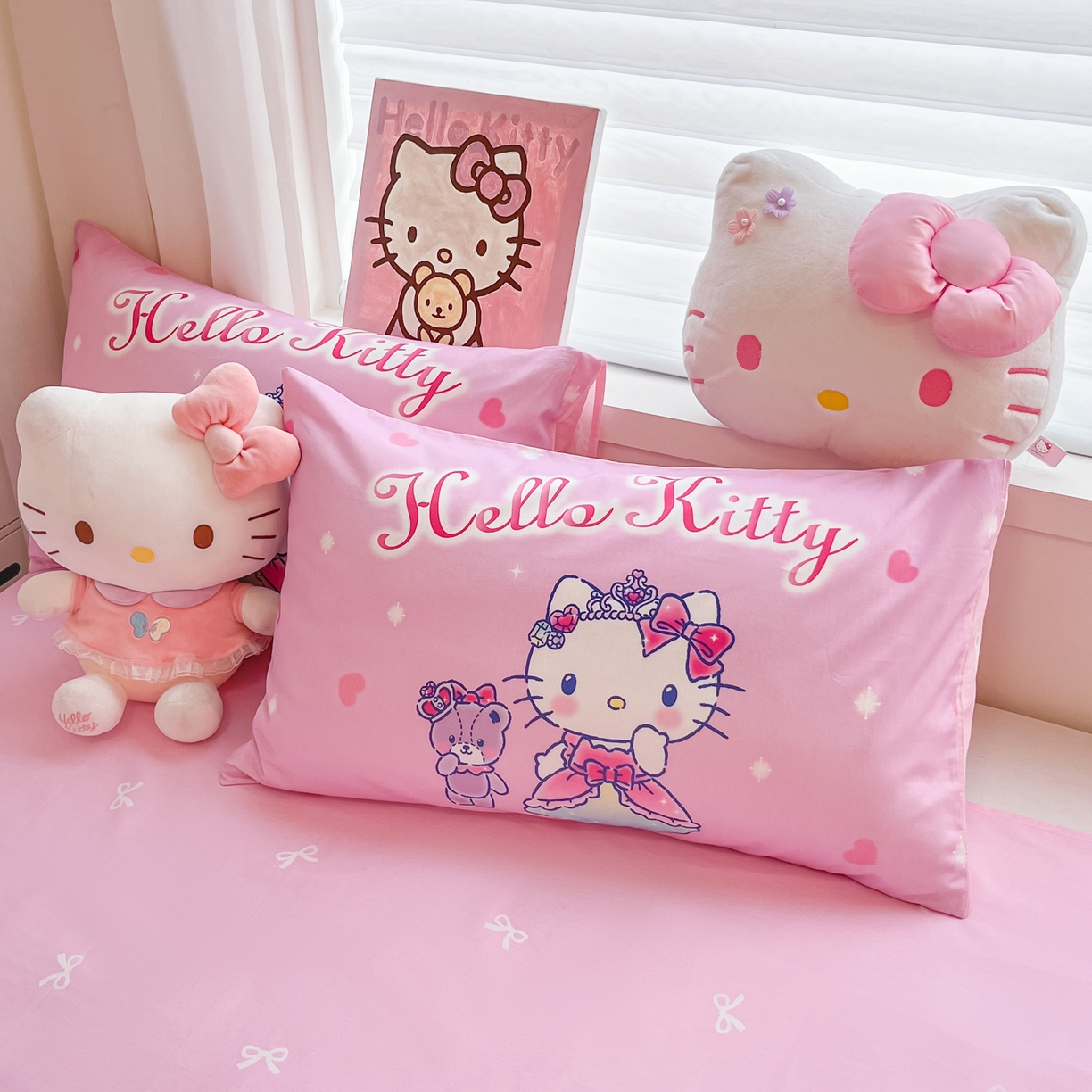 91家纺网 家纺一手货源 找家纺 暮思家居 2026新款正版授权三丽鸥大版全棉纯棉数码印花纯棉四件套系列-第二批(专版花型) 大版-幸福KT猫