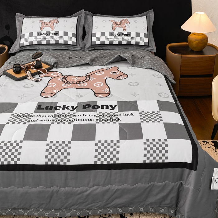 91家纺网 家纺一手货源 找家纺 宝薇 2026新款潮牌轻奢风大版夏被夏凉被空调被 马上有钱