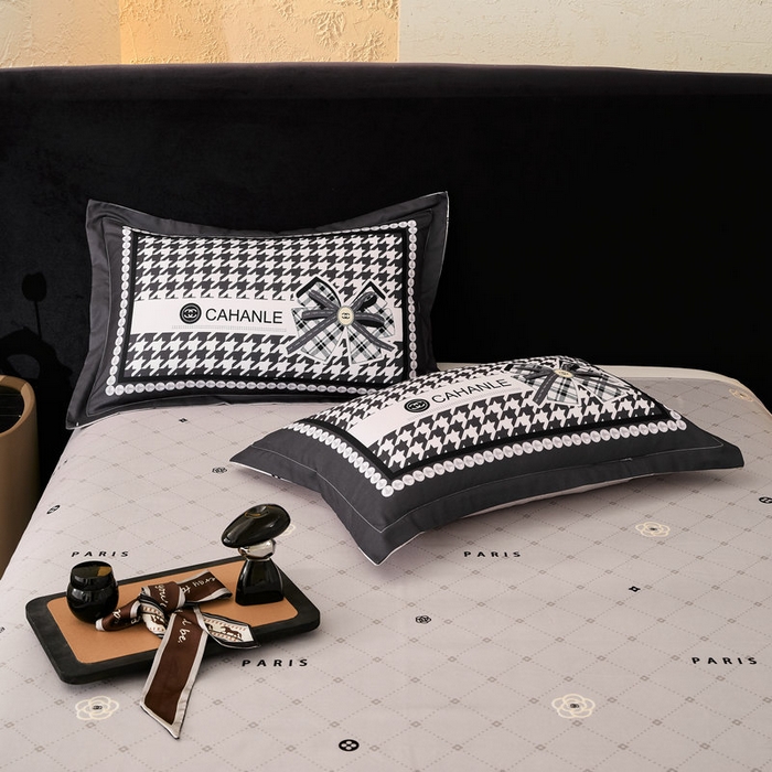 91家纺网 家纺一手货源 找家纺 宝薇 2026新款潮牌轻奢风大版夏被夏凉被空调被 千鸟结