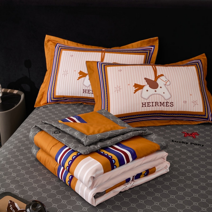 91家纺网 家纺一手货源 找家纺 宝薇 2026新款潮牌轻奢风大版夏被夏凉被空调被 天马行空