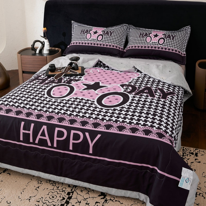 91家纺网 家纺一手货源 找家纺 宝薇 2026新款潮牌轻奢风大版夏被夏凉被空调被 星星熊