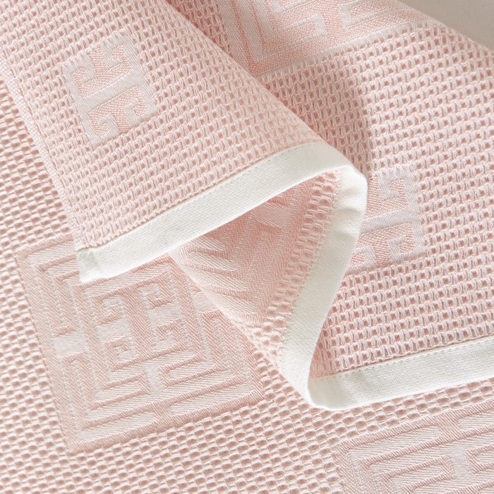 91家纺网 家纺一手货源 找家纺 朴尔家纺-毛巾被 2026新款全棉纱布蜂窝结构系列枕巾系列 魔方印-嫩粉