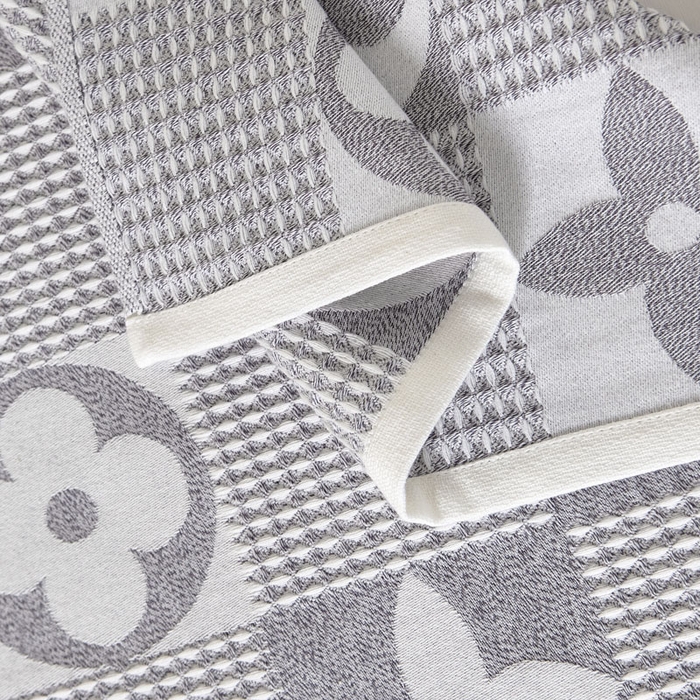 91家纺网 家纺一手货源 找家纺 朴尔家纺-毛巾被 2026新款全棉纱布蜂窝结构系列枕巾系列 幸运草-浅灰