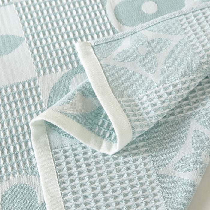 91家纺网 家纺一手货源 找家纺 朴尔家纺-毛巾被 2026新款全棉纱布蜂窝结构系列枕巾系列 幸运草-水绿