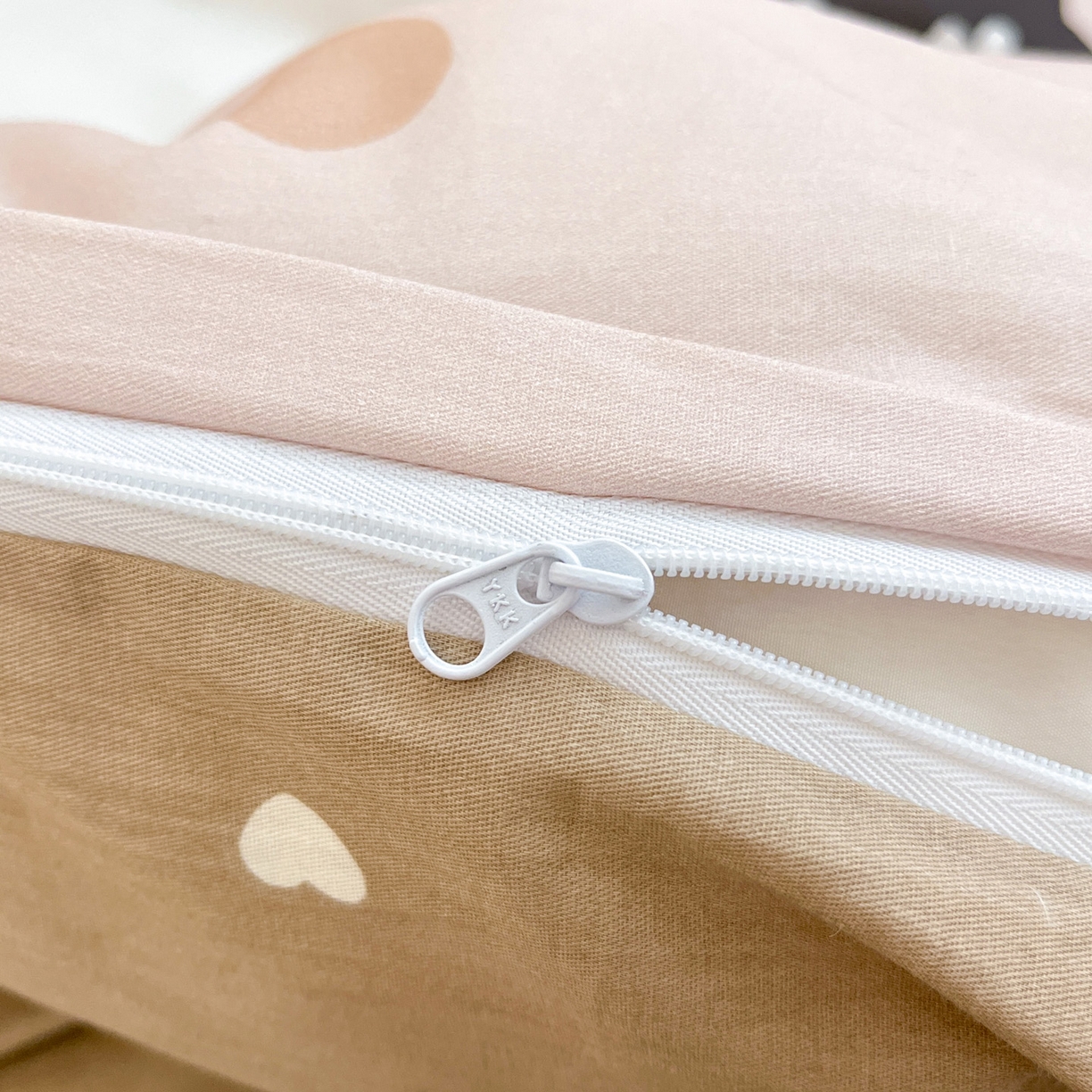 91家纺网 家纺一手货源 找家纺 暮思家居 2026新款正版授权三丽鸥大版全棉纯棉数码印花纯棉四件套系列-第一批 大版-时尚KT