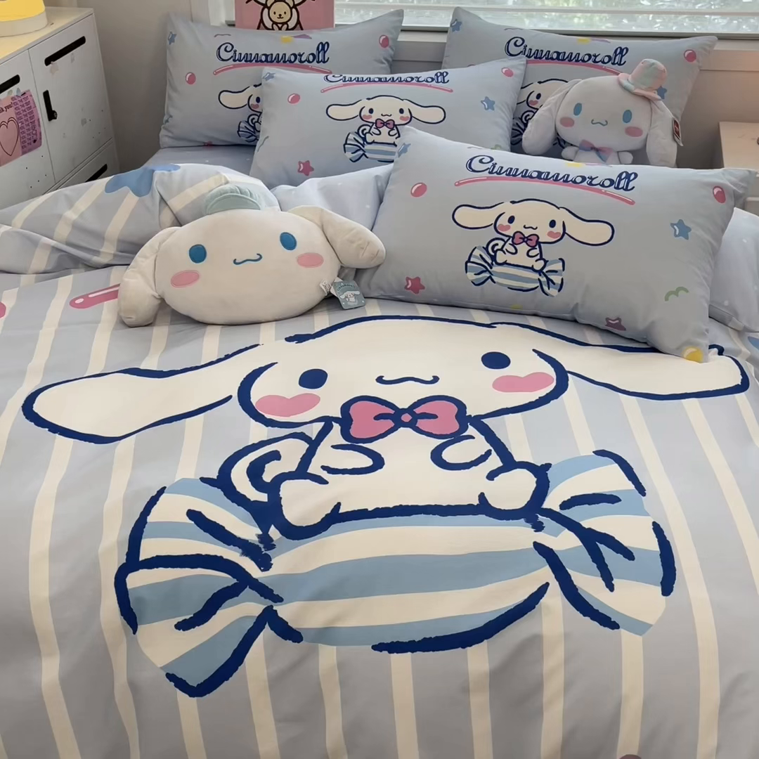 91家纺网 家纺一手货源 找家纺 暮思家居 2026新款正版授权三丽鸥大版全棉纯棉数码印花纯棉四件套系列-第一批 大版-糖果玉桂狗