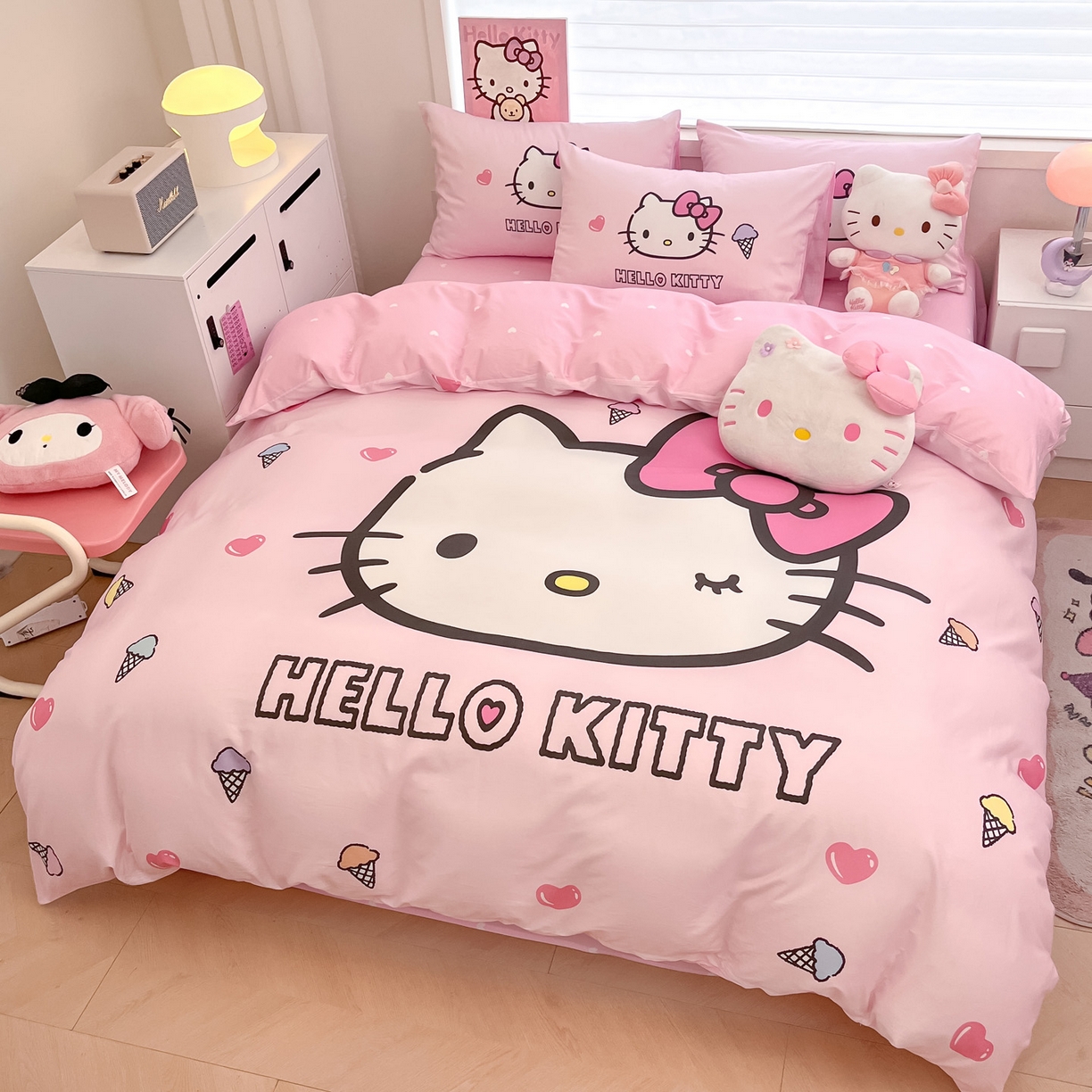 91家纺网 家纺一手货源 找家纺 暮思家居 2026新款正版授权三丽鸥大版全棉纯棉数码印花纯棉四件套系列-第一批 大版-甜筒KT