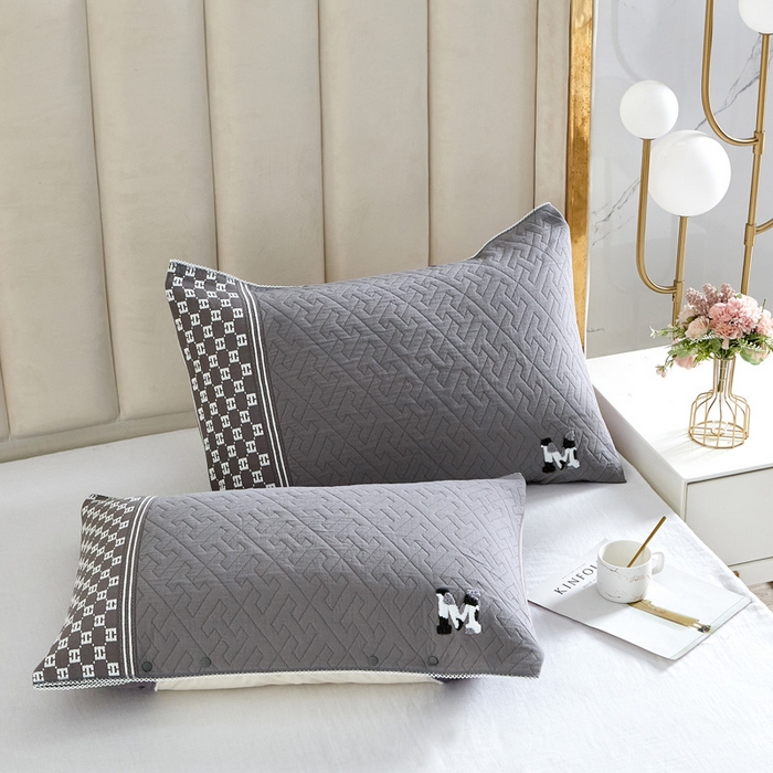 91家纺网 家纺一手货源 找家纺 朴尔家纺-毛巾被 2026新款纱布毛巾绣花素色半包枕套枕巾 绣花半包枕套-深灰