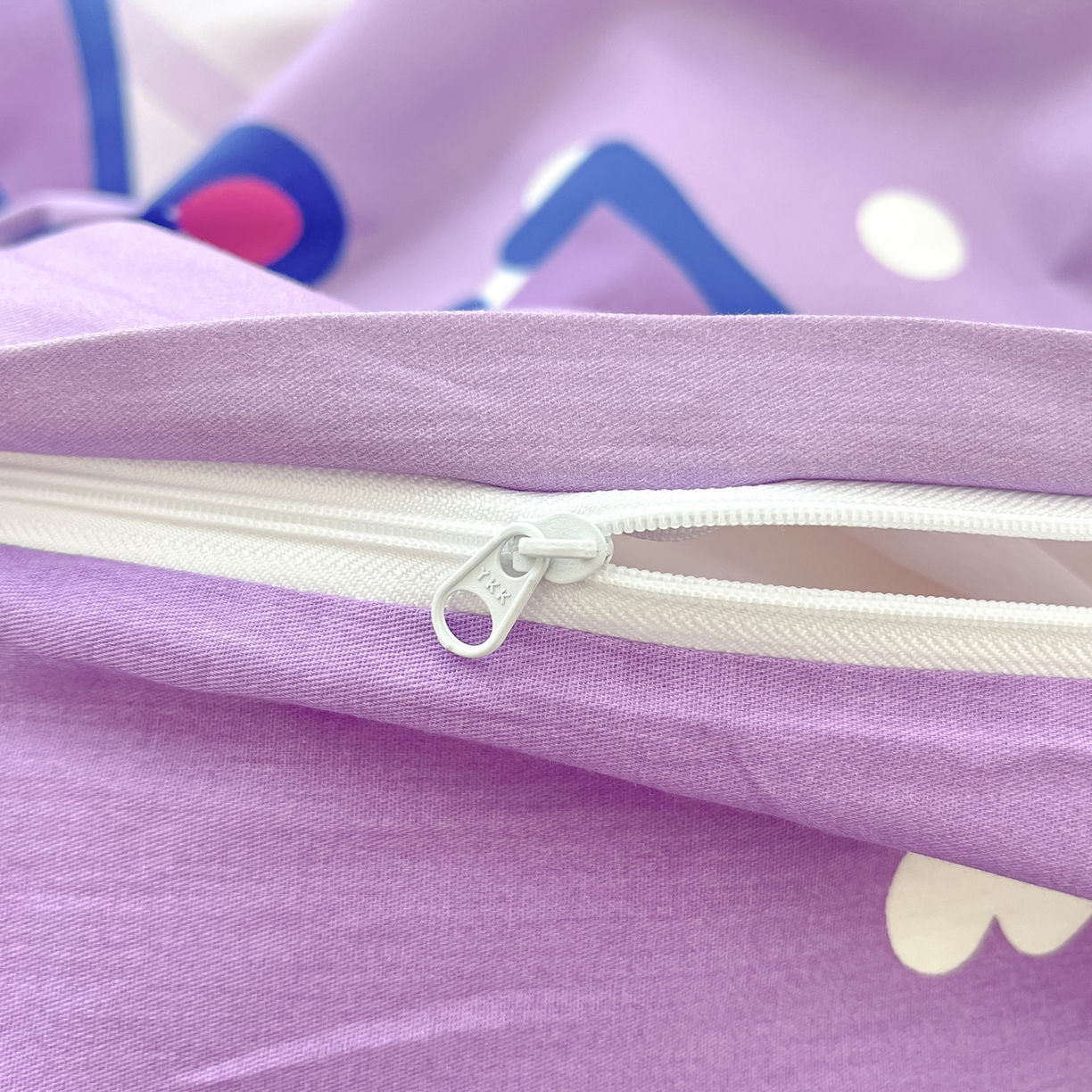 91家纺网 家纺一手货源 找家纺 暮思家居 2026新款正版授权三丽鸥大版全棉纯棉数码印花纯棉四件套系列-第一批 大版-甜筒库洛米