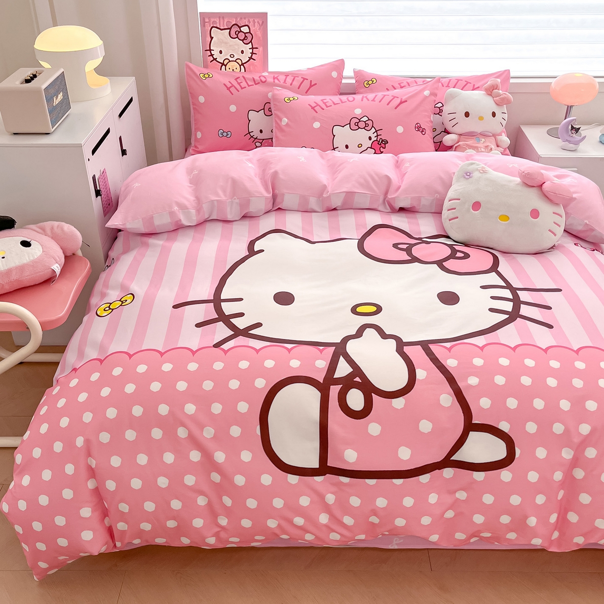 91家纺网 家纺一手货源 找家纺 暮思家居 2026新款正版授权三丽鸥大版全棉纯棉数码印花纯棉四件套系列-第一批 大版-条纹KT