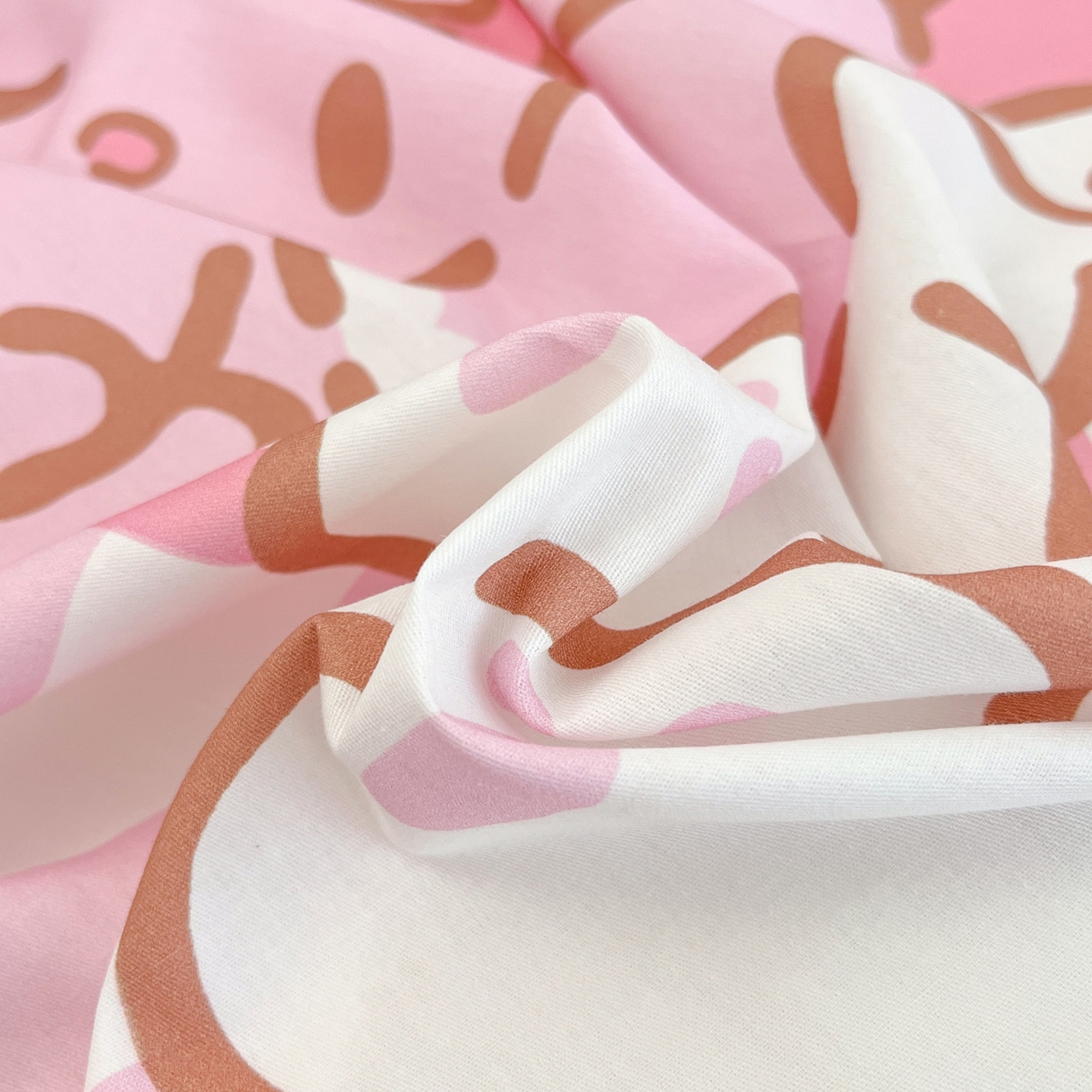 91家纺网 家纺一手货源 找家纺 暮思家居 2026新款正版授权三丽鸥大版全棉纯棉数码印花纯棉四件套系列-第一批 大版-条纹美乐蒂