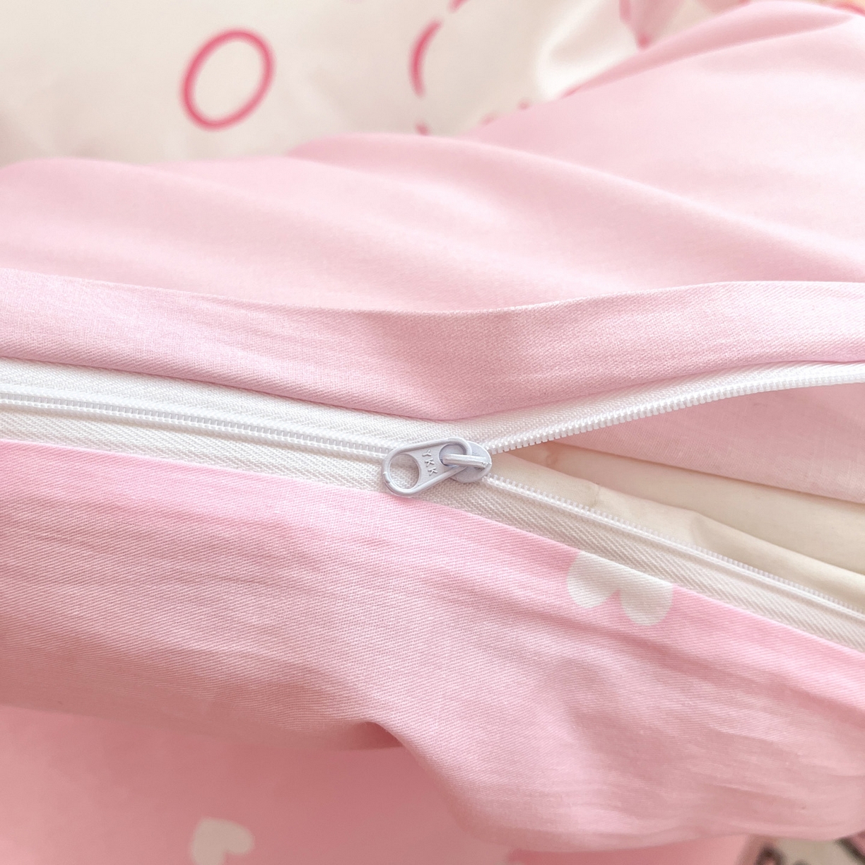 91家纺网 家纺一手货源 找家纺 暮思家居 2026新款正版授权三丽鸥大版全棉纯棉数码印花纯棉四件套系列-第一批 大版-相框KT