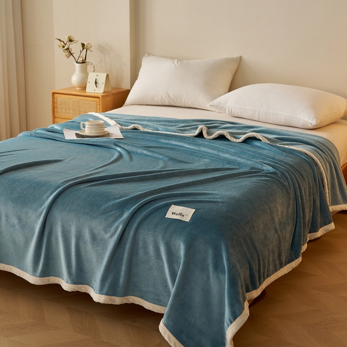 91家纺网 家纺一手货源 找家纺 蓝冰家纺 2026新款加厚牛奶绒多功能毛毯 蓝色