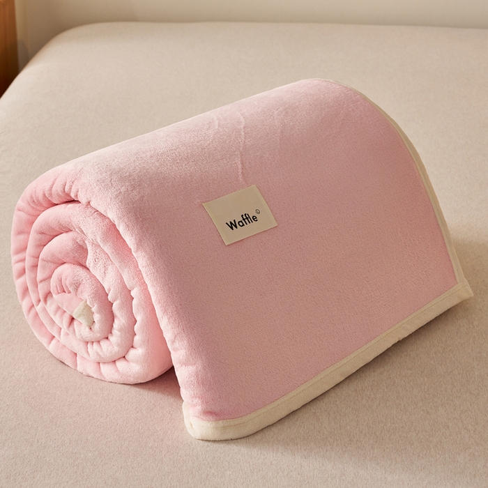 91家纺网 家纺一手货源 找家纺 蓝冰家纺 2026新款加厚牛奶绒多功能毛毯 蜜桃粉色