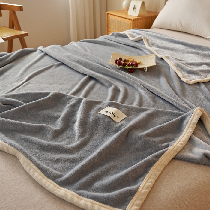 91家纺网 家纺一手货源 找家纺 蓝冰家纺 2026新款加厚牛奶绒多功能毛毯 烟灰色