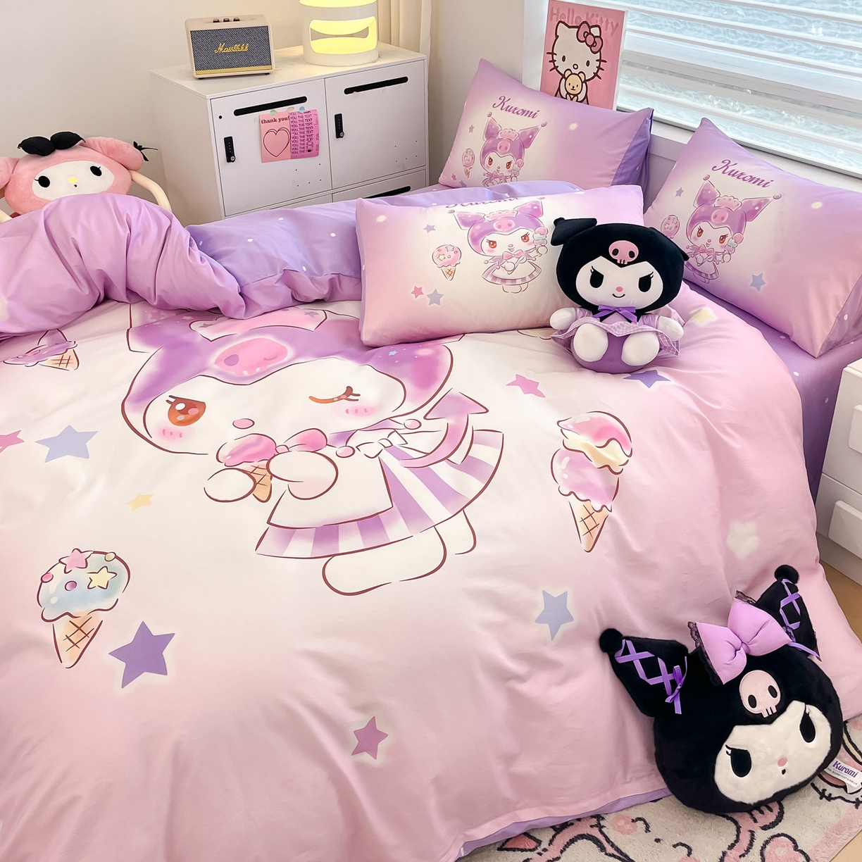 91家纺网 家纺一手货源 找家纺 暮思家居 2026新款正版授权三丽鸥大版全棉纯棉数码印花纯棉四件套系列-第一批 大版-炫彩库洛米