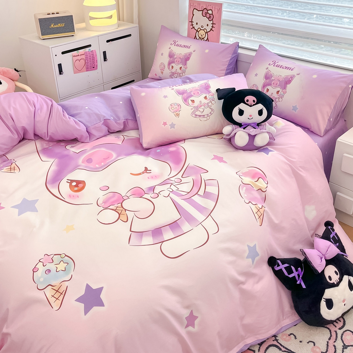 91家纺网 家纺一手货源 找家纺 暮思家居 2026新款正版授权三丽鸥大版全棉纯棉数码印花纯棉四件套系列-第一批 大版-炫彩库洛米