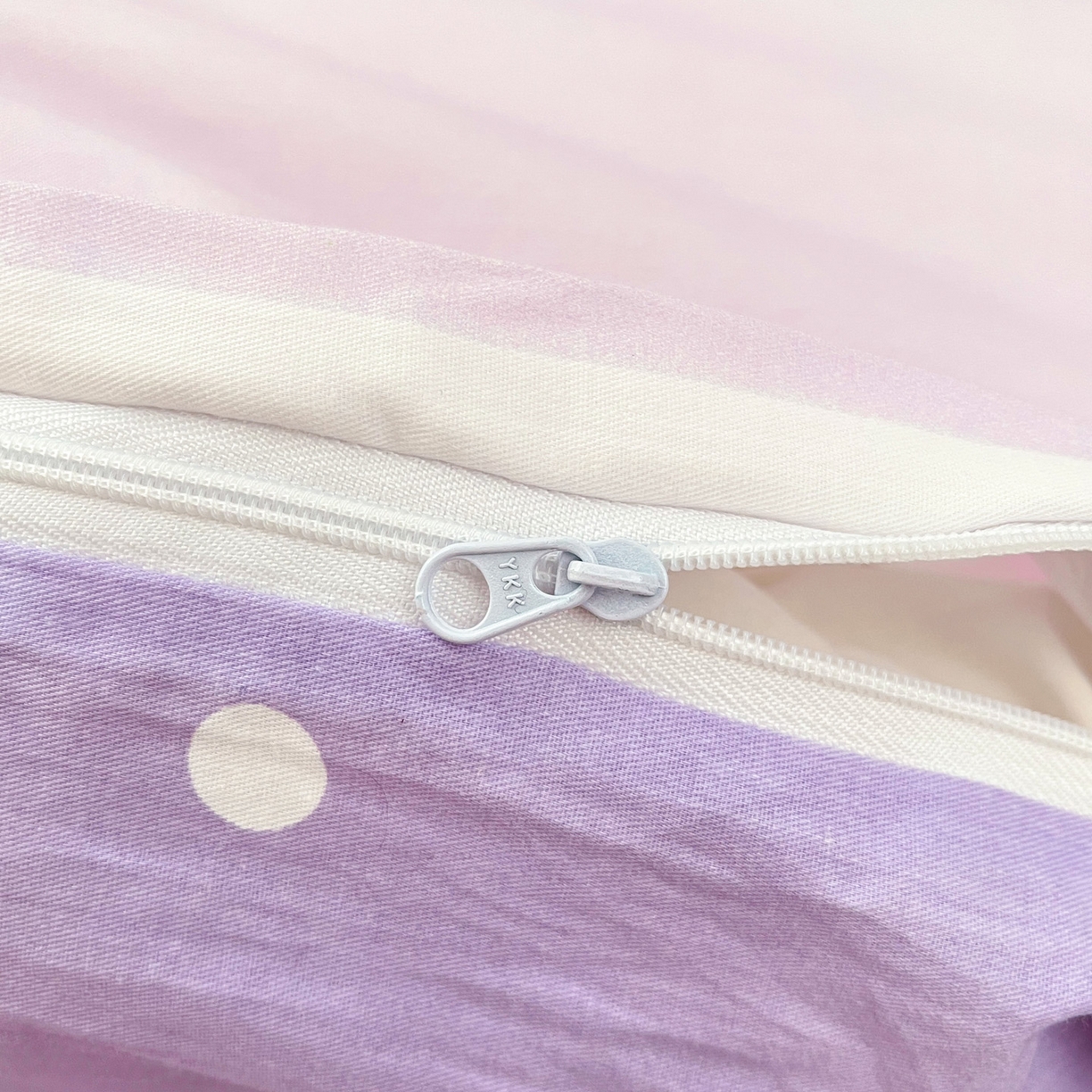 91家纺网 家纺一手货源 找家纺 暮思家居 2026新款正版授权三丽鸥大版全棉纯棉数码印花纯棉四件套系列-第一批 大版-学霸库洛米