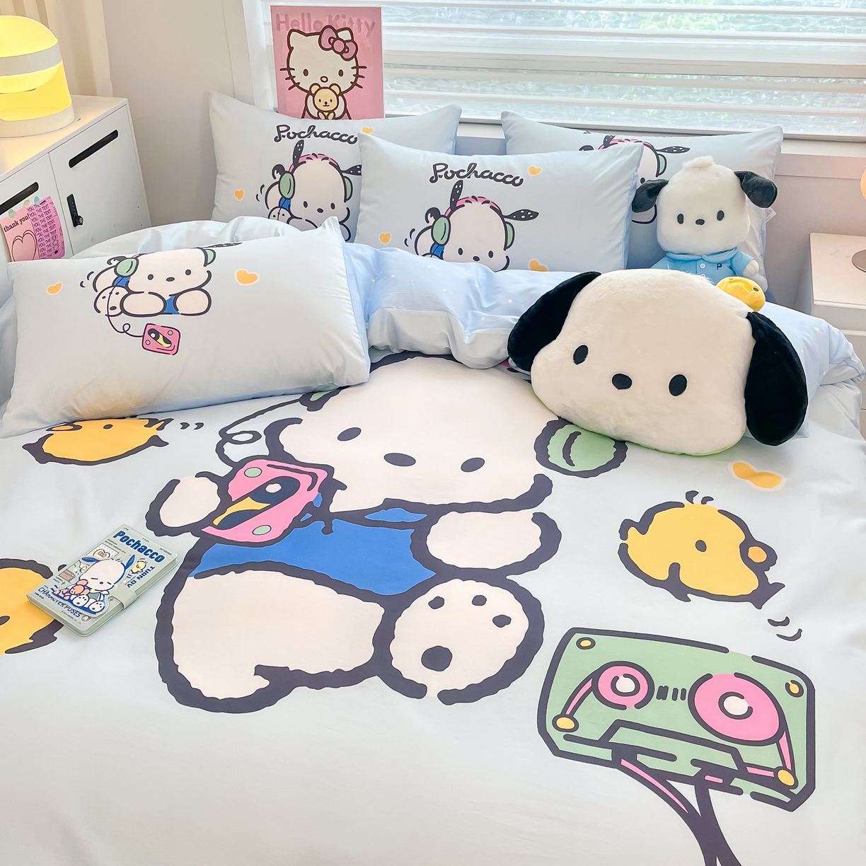 91家纺网 家纺一手货源 找家纺 暮思家居 2026新款正版授权三丽鸥大版全棉纯棉数码印花纯棉四件套系列-第一批 大版-音乐帕恰狗