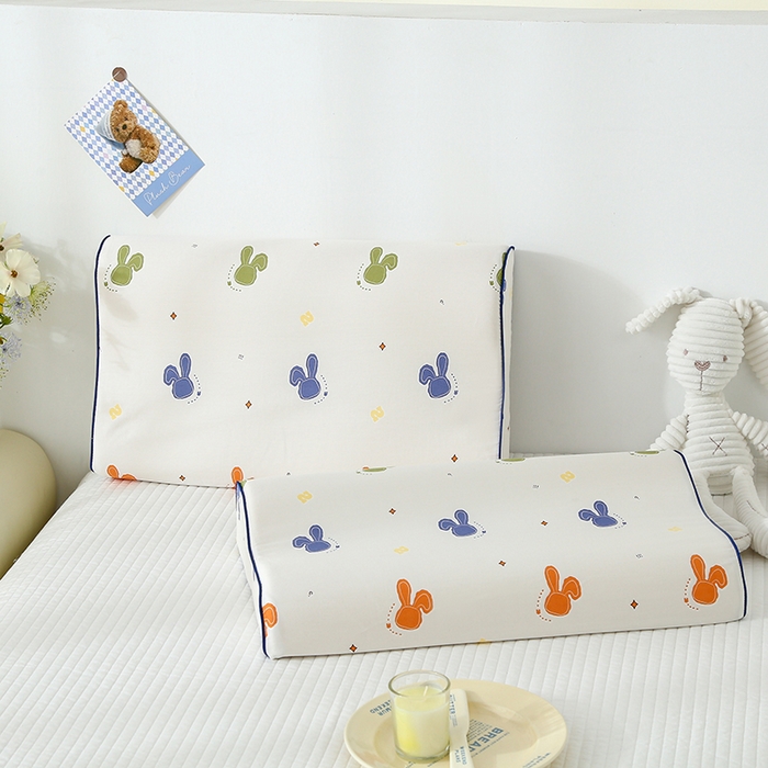 91家纺网 家纺一手货源 找家纺 良佐生活 2026新款水洗天丝棉乳胶枕套（特价） 波比兔