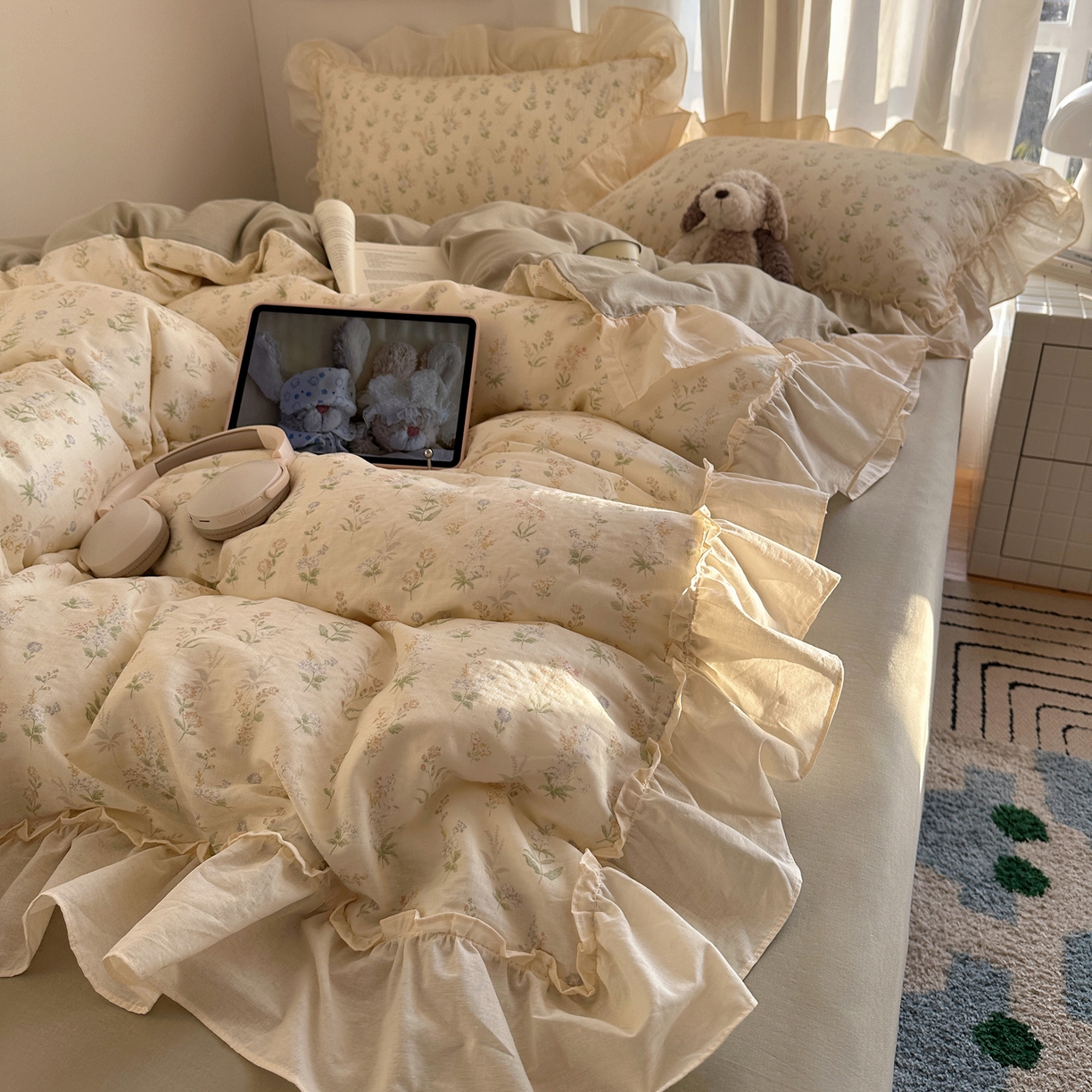 91家纺网 家纺一手货源 找家纺 （总）六巷胡同 2026新款韩系博主风花边款小碎花全棉双层纱四件套