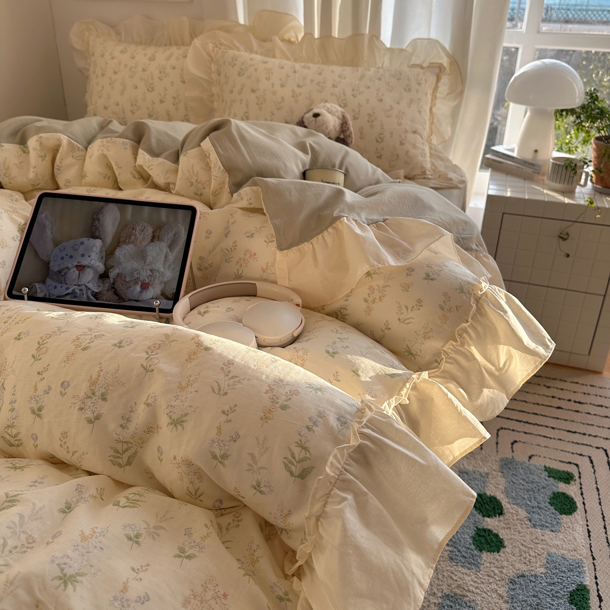 91家纺网 家纺一手货源 找家纺 六巷胡同 2026新款韩系博主风花边款小碎花全棉双层纱四件套 双层纱-雾漫山野