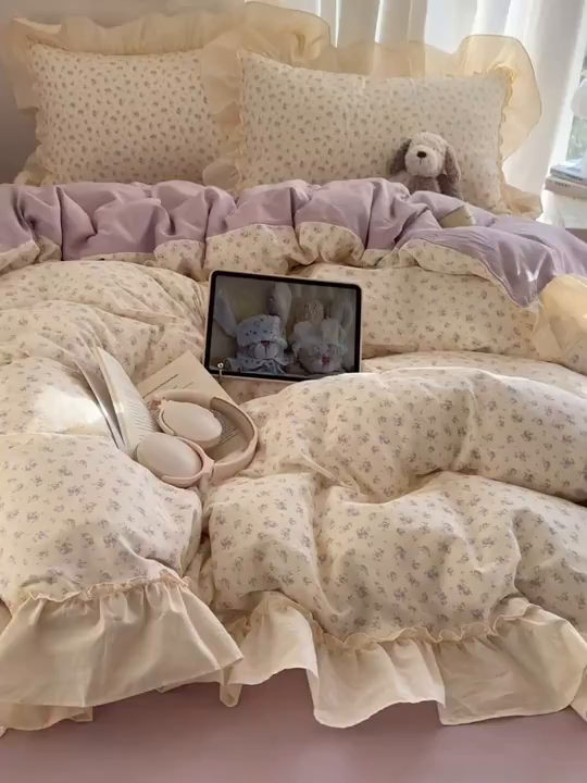 91家纺网 家纺一手货源 找家纺 六巷胡同 2026新款韩系博主风花边款小碎花全棉双层纱四件套 双层纱-椿日花岛