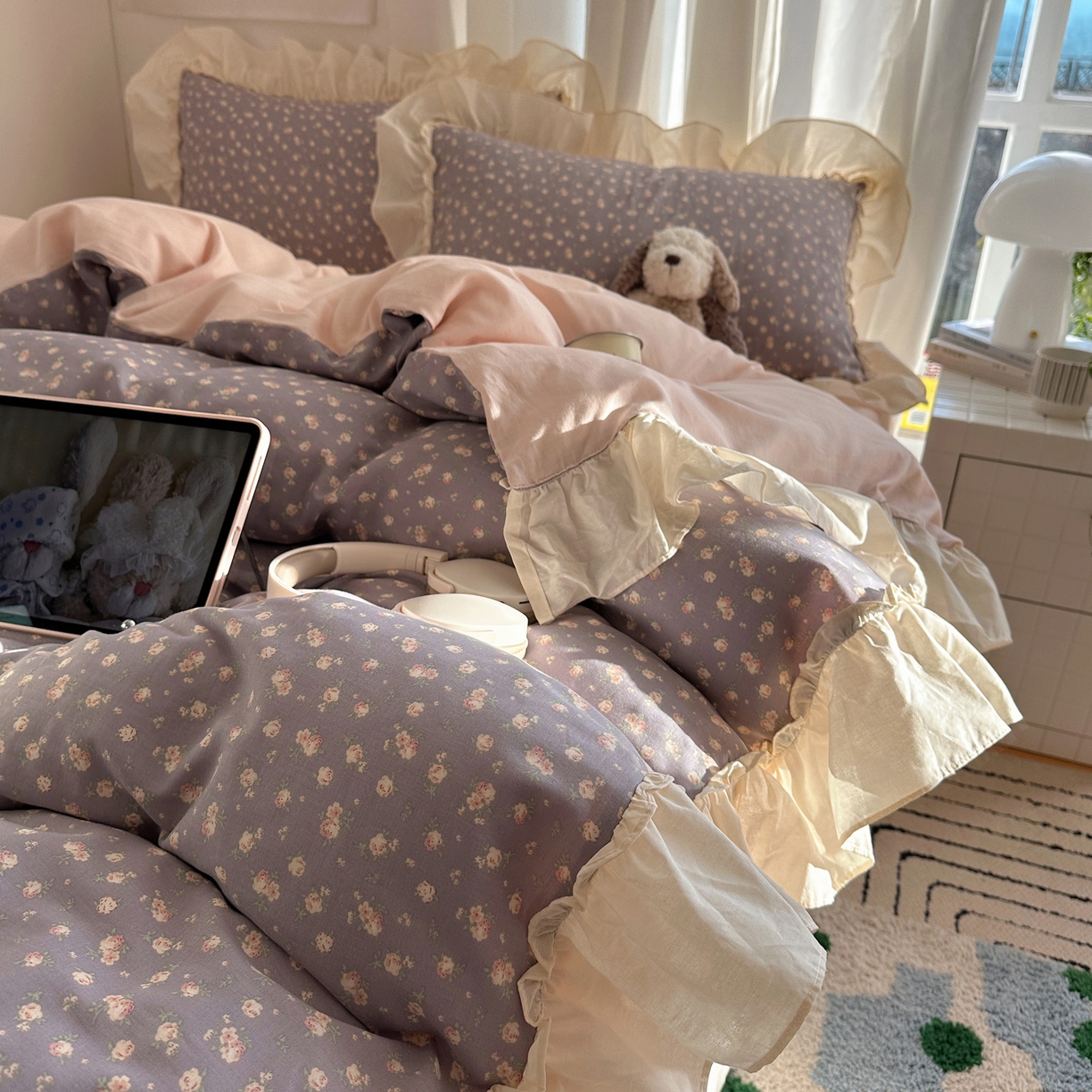 91家纺网 家纺一手货源 找家纺 六巷胡同 2026新款韩系博主风花边款小碎花全棉双层纱四件套 双层纱-风眠花信