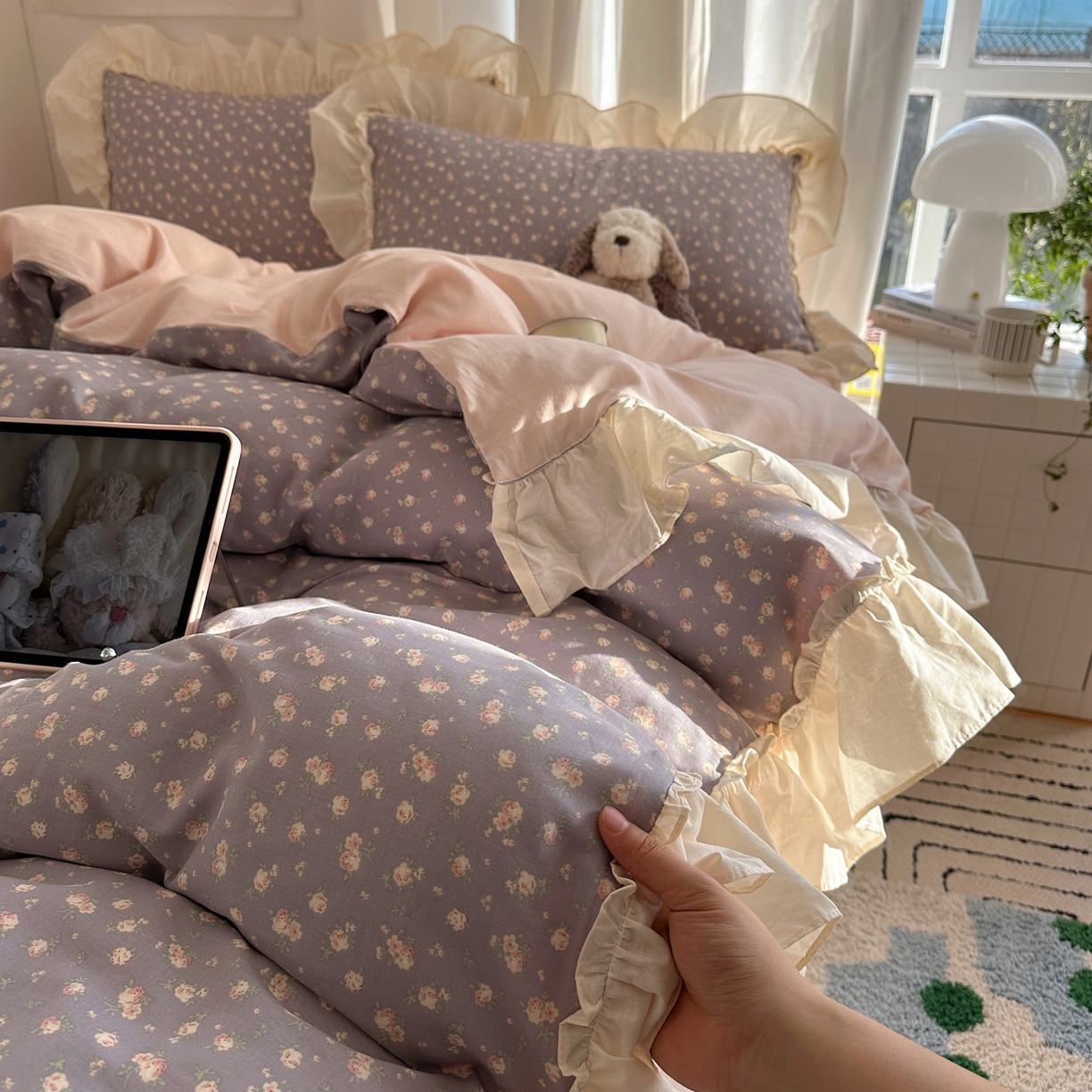 91家纺网 家纺一手货源 找家纺 六巷胡同 2026新款韩系博主风花边款小碎花全棉双层纱四件套 双层纱-风眠花信