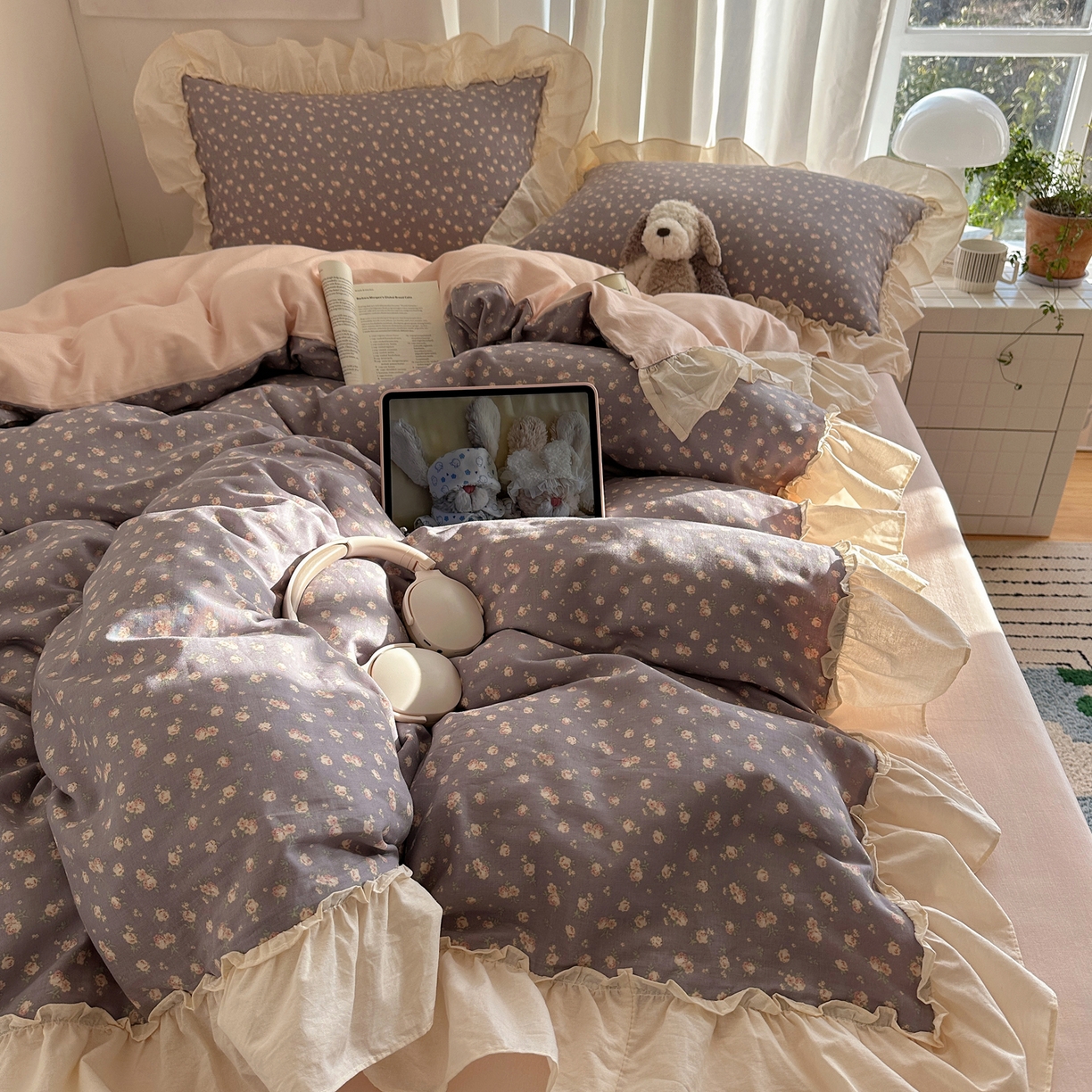 91家纺网 家纺一手货源 找家纺 六巷胡同 2026新款韩系博主风花边款小碎花全棉双层纱四件套 双层纱-风眠花信