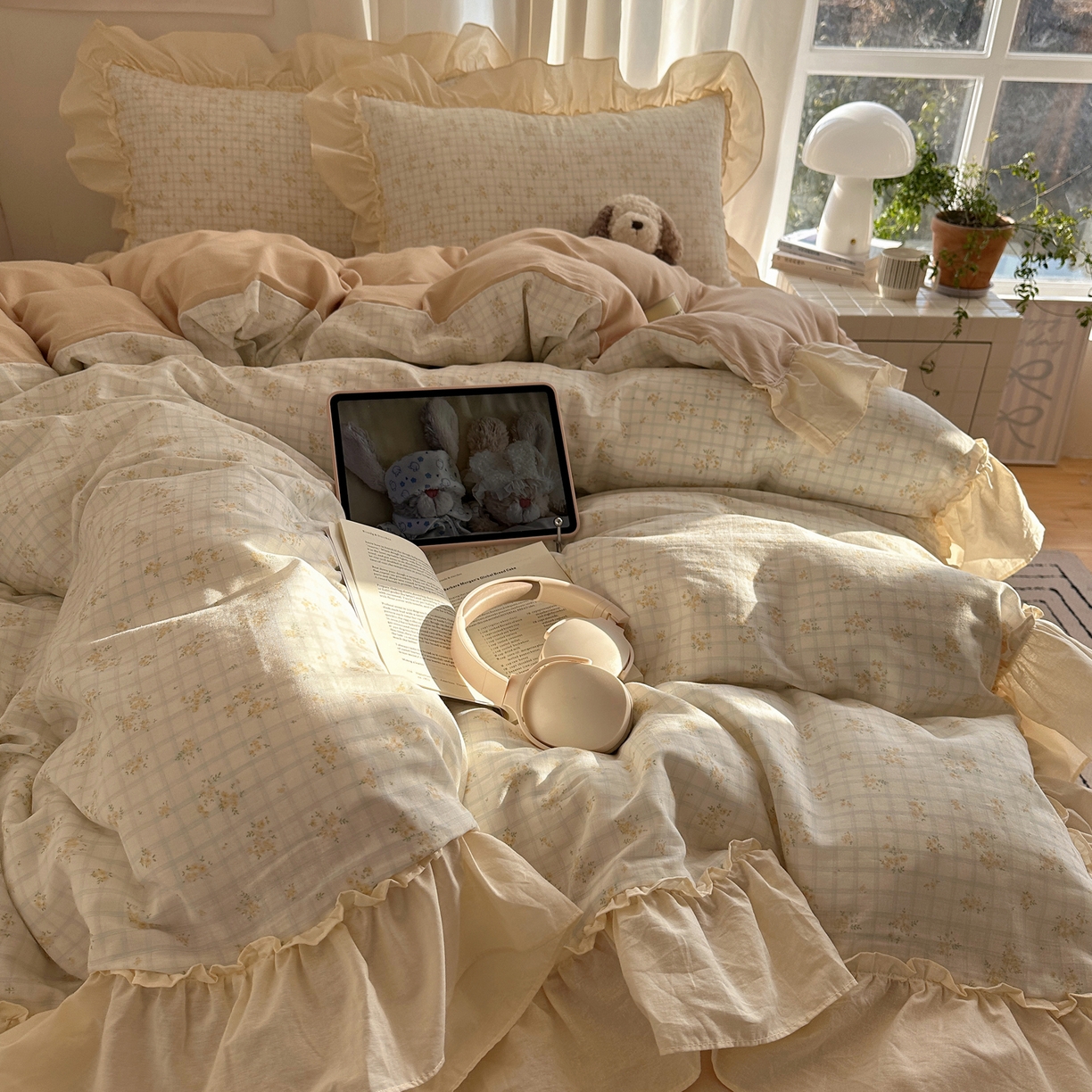 91家纺网 家纺一手货源 找家纺 六巷胡同 2026新款韩系博主风花边款小碎花全棉双层纱四件套 双层纱-山岛野桂