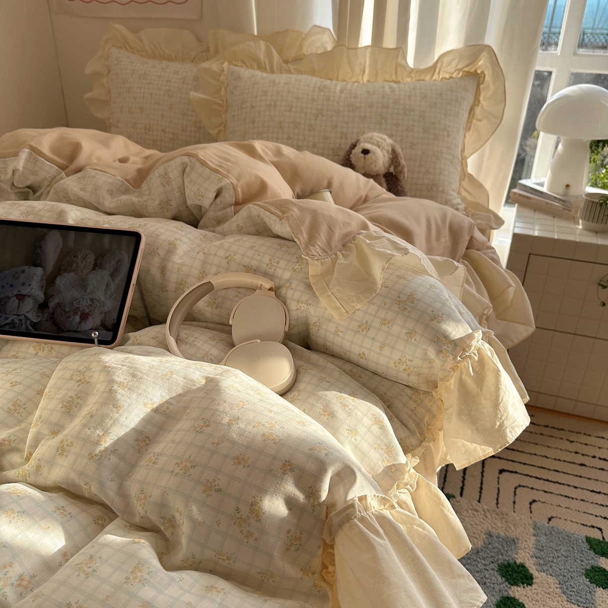 91家纺网 家纺一手货源 找家纺 六巷胡同 2026新款韩系博主风花边款小碎花全棉双层纱四件套 双层纱-山岛野桂