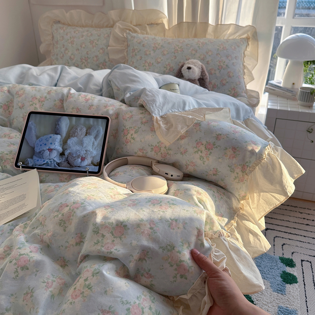 91家纺网 家纺一手货源 找家纺 六巷胡同 2026新款韩系博主风花边款小碎花全棉双层纱四件套 双层纱-十里蔷薇