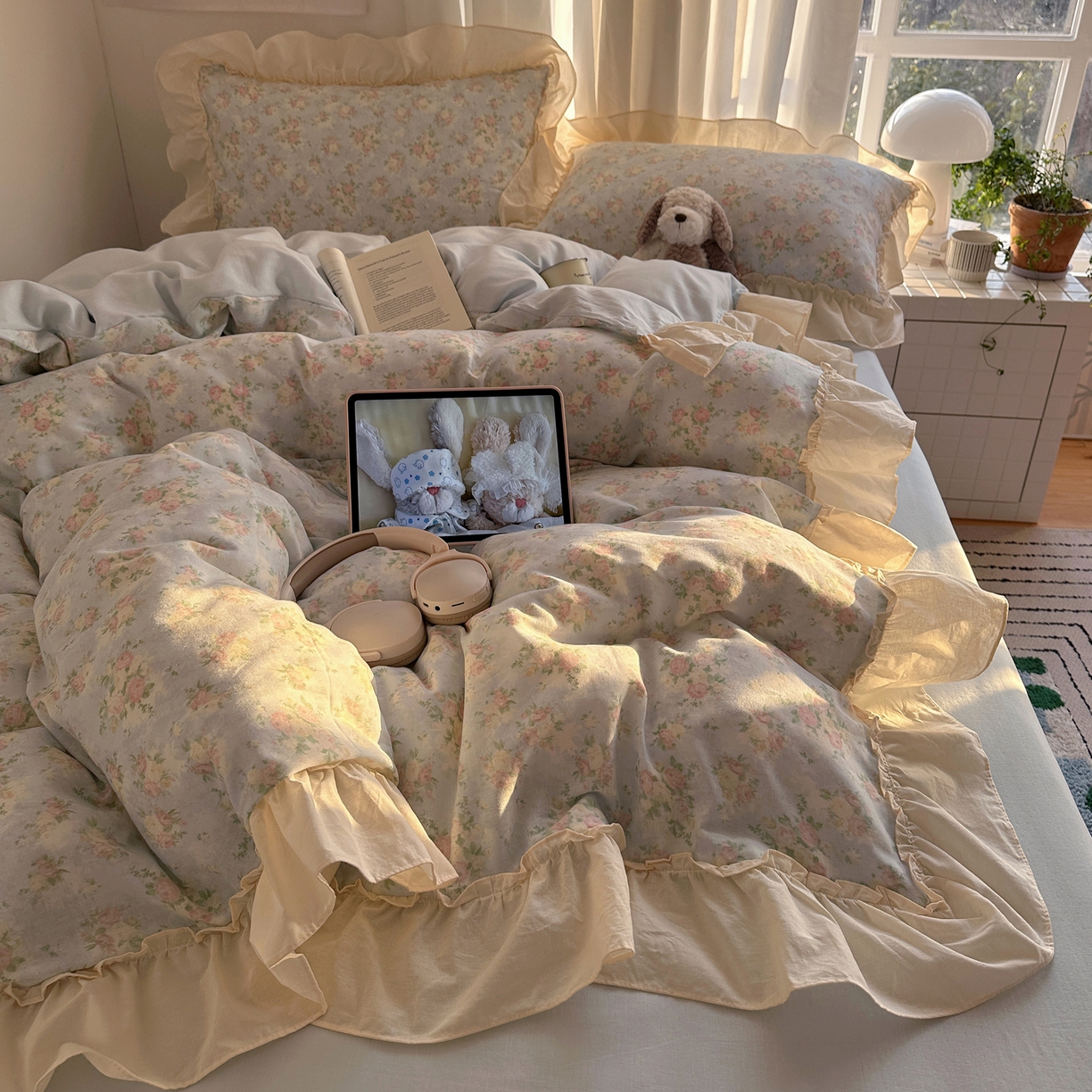 91家纺网 家纺一手货源 找家纺 六巷胡同 2026新款韩系博主风花边款小碎花全棉双层纱四件套 双层纱-十里蔷薇