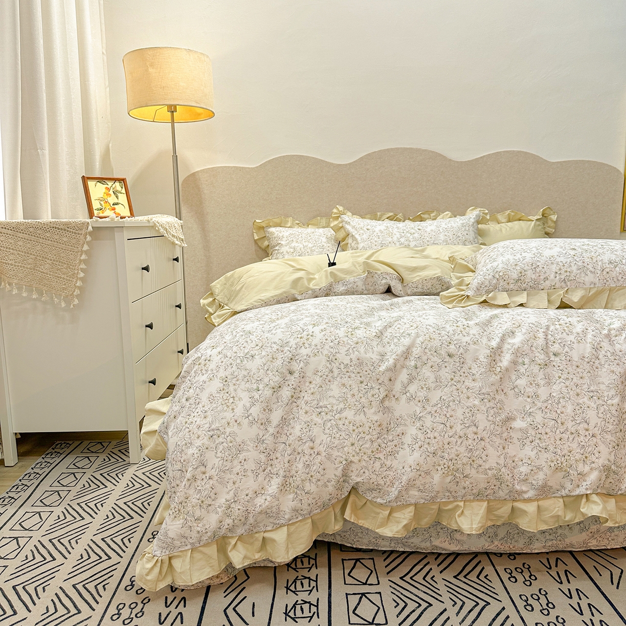 橙艺家居 2026新款丝光全棉纯棉印花花边四件套-爱丽丝柔棉 严格控价，券后、活动后标准不得低于248元，以此类推。 花漾里