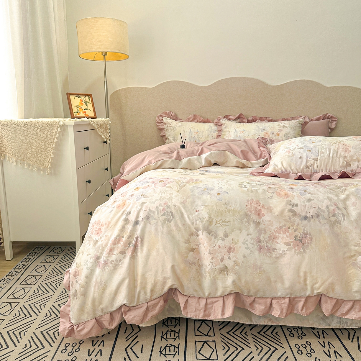 橙艺家居 2026新款丝光全棉纯棉印花花边四件套-爱丽丝柔棉 严格控价，券后、活动后标准不得低于248元，以此类推。 花影里