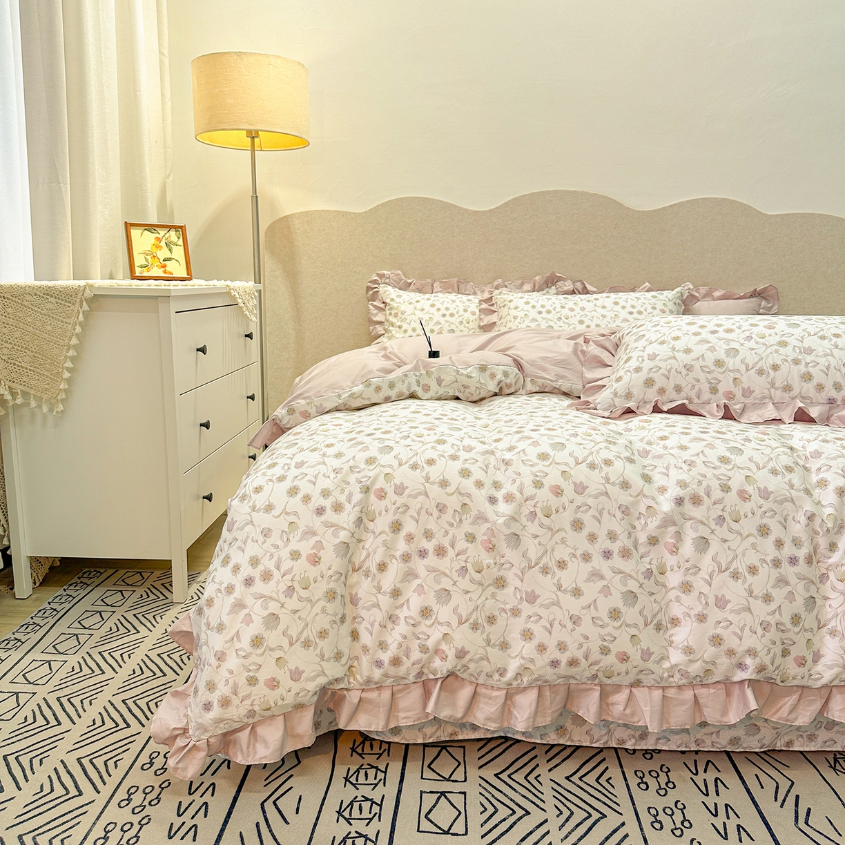 橙艺家居 2026新款丝光全棉纯棉印花花边四件套-爱丽丝柔棉 严格控价，券后、活动后标准不得低于248元，以此类推。 蔷薇眠