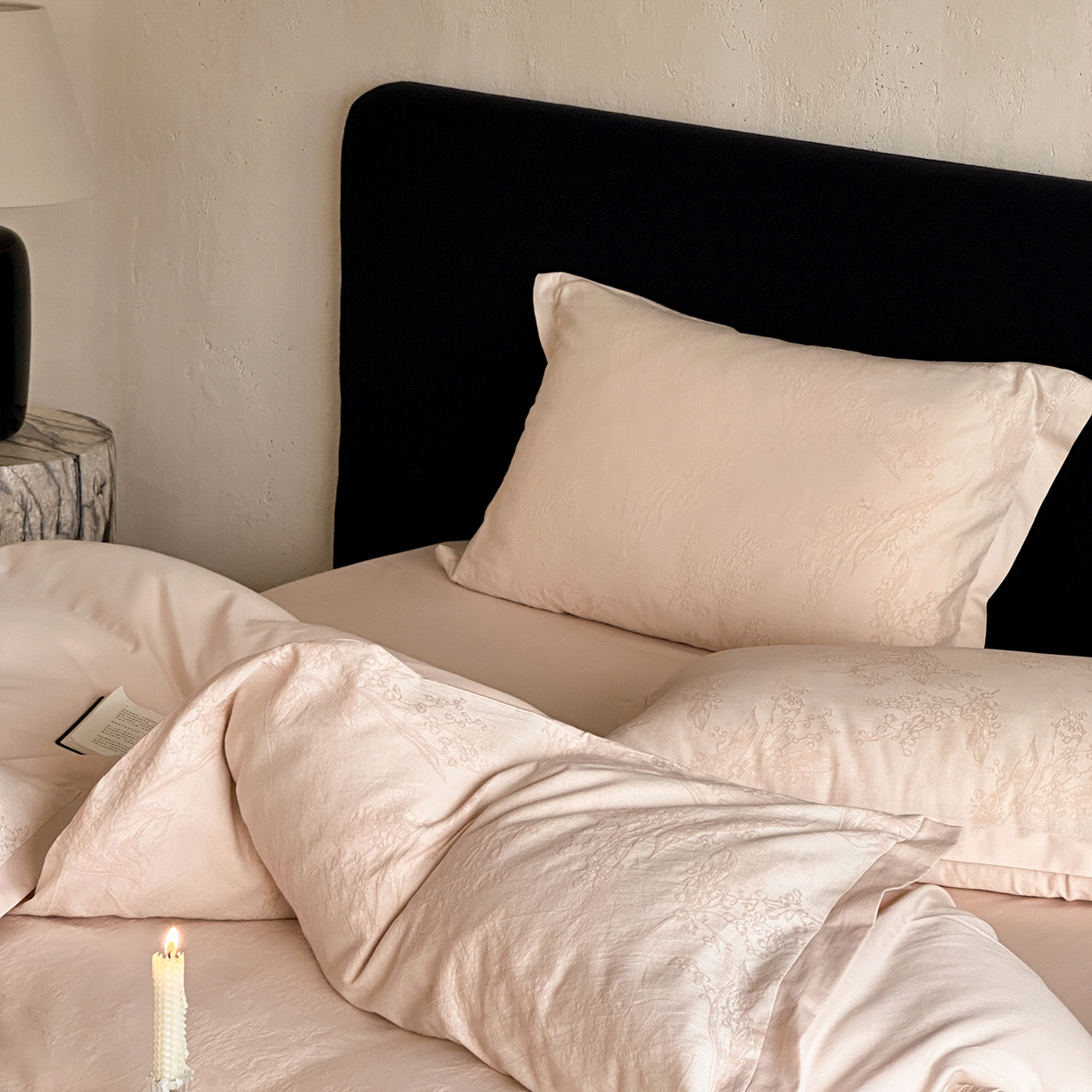 91家纺网 家纺一手货源 找家纺 太古汇家居 2026新款全棉水洗色织提花系列四件套-会员260/280 券后控价——券后不低于358（严格按照控价） 铃兰物语-粉色