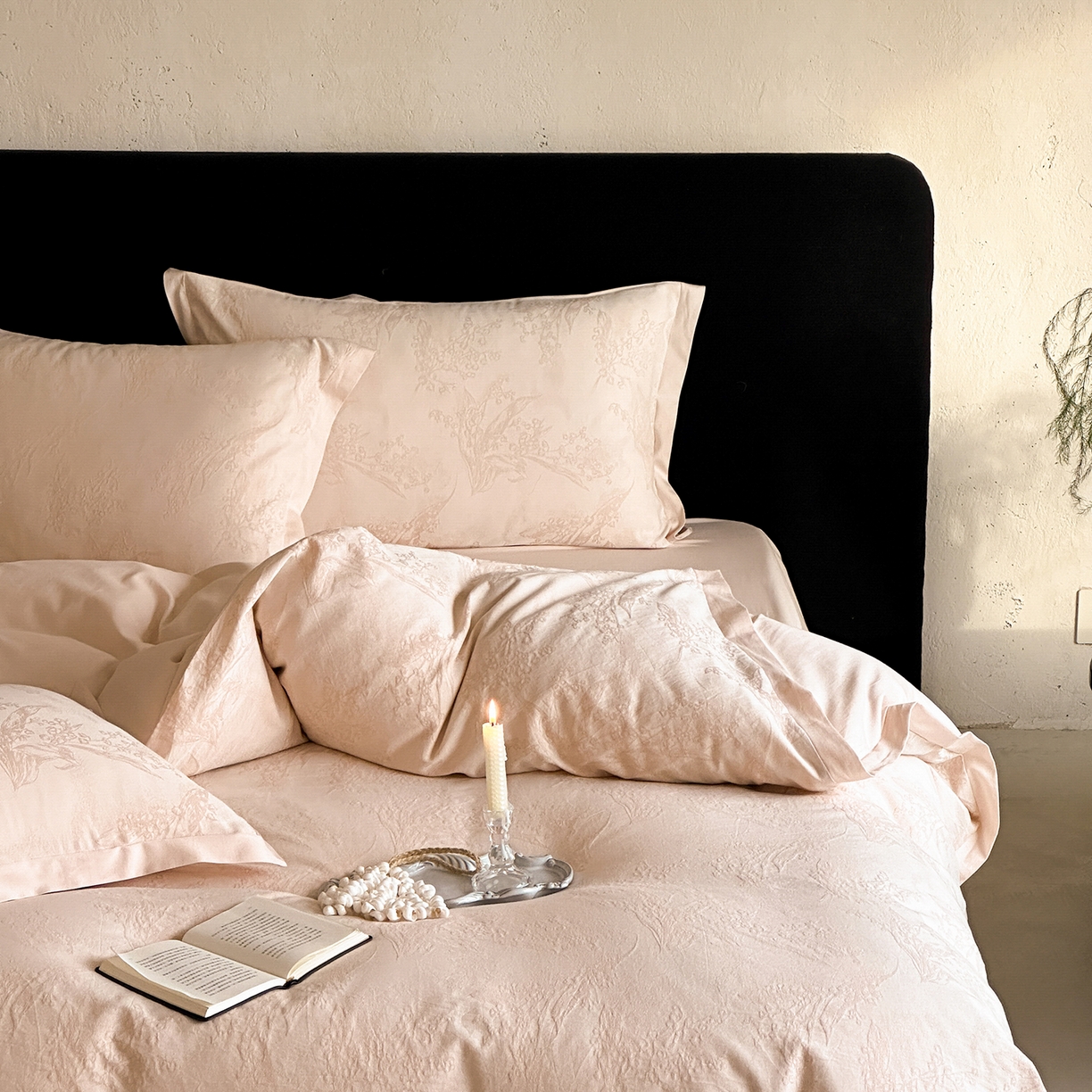 91家纺网 家纺一手货源 找家纺 太古汇家居 2026新款全棉水洗色织提花系列四件套-会员260/280 券后控价——券后不低于358（严格按照控价） 铃兰物语-粉色