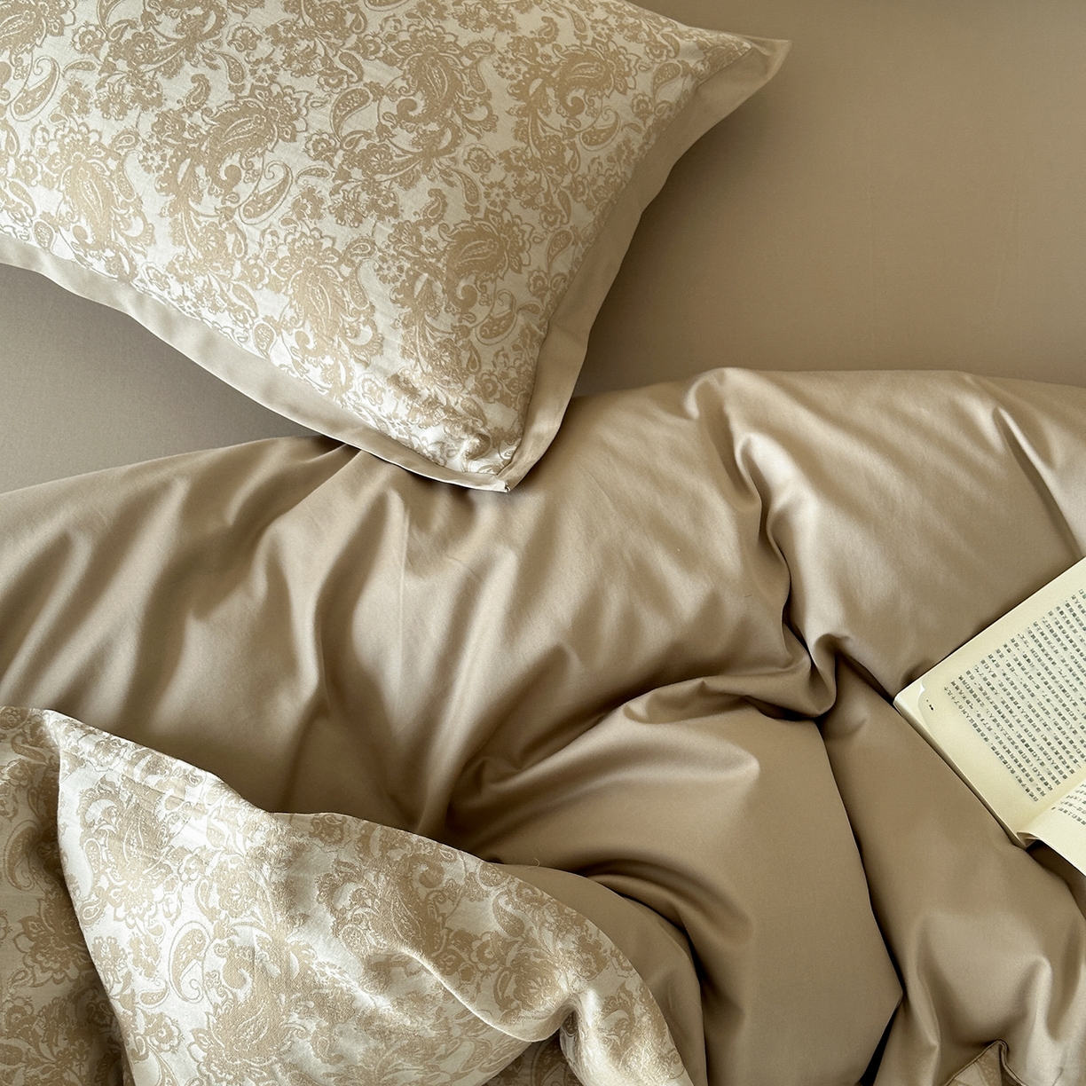 91家纺网 家纺一手货源 找家纺 太古汇家居 2026新款全棉水洗色织提花系列四件套-会员260/280 券后控价——券后不低于358（严格按照控价） 逐梦之夏-香槟色