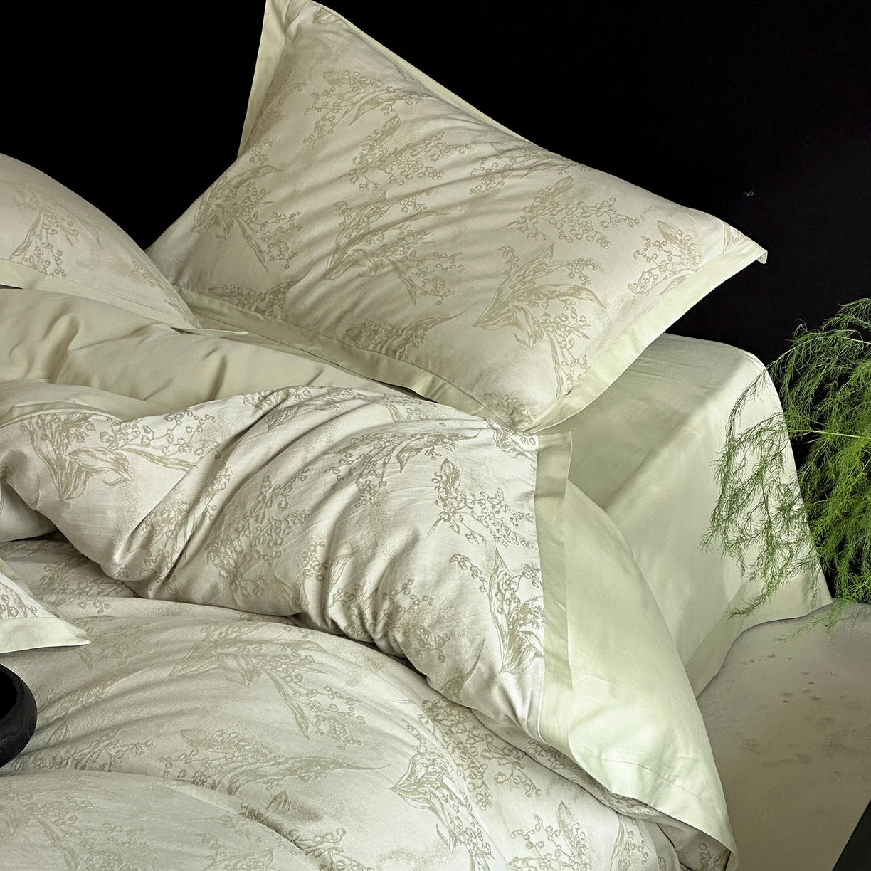 91家纺网 家纺一手货源 找家纺 太古汇家居 2026新款全棉水洗色织提花系列四件套-会员260/280 券后控价——券后不低于358（严格按照控价） 铃兰物语-绿色